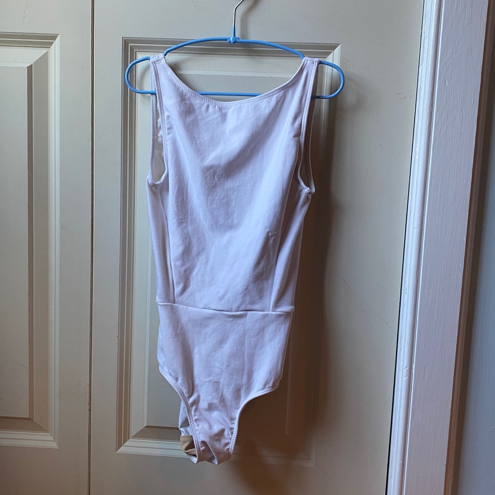 Elevé dancewear Allison White velvet RTW size XS